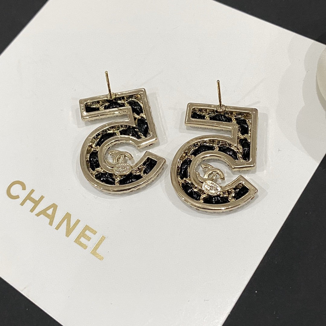 Rhinestones Leather 5 Earrings