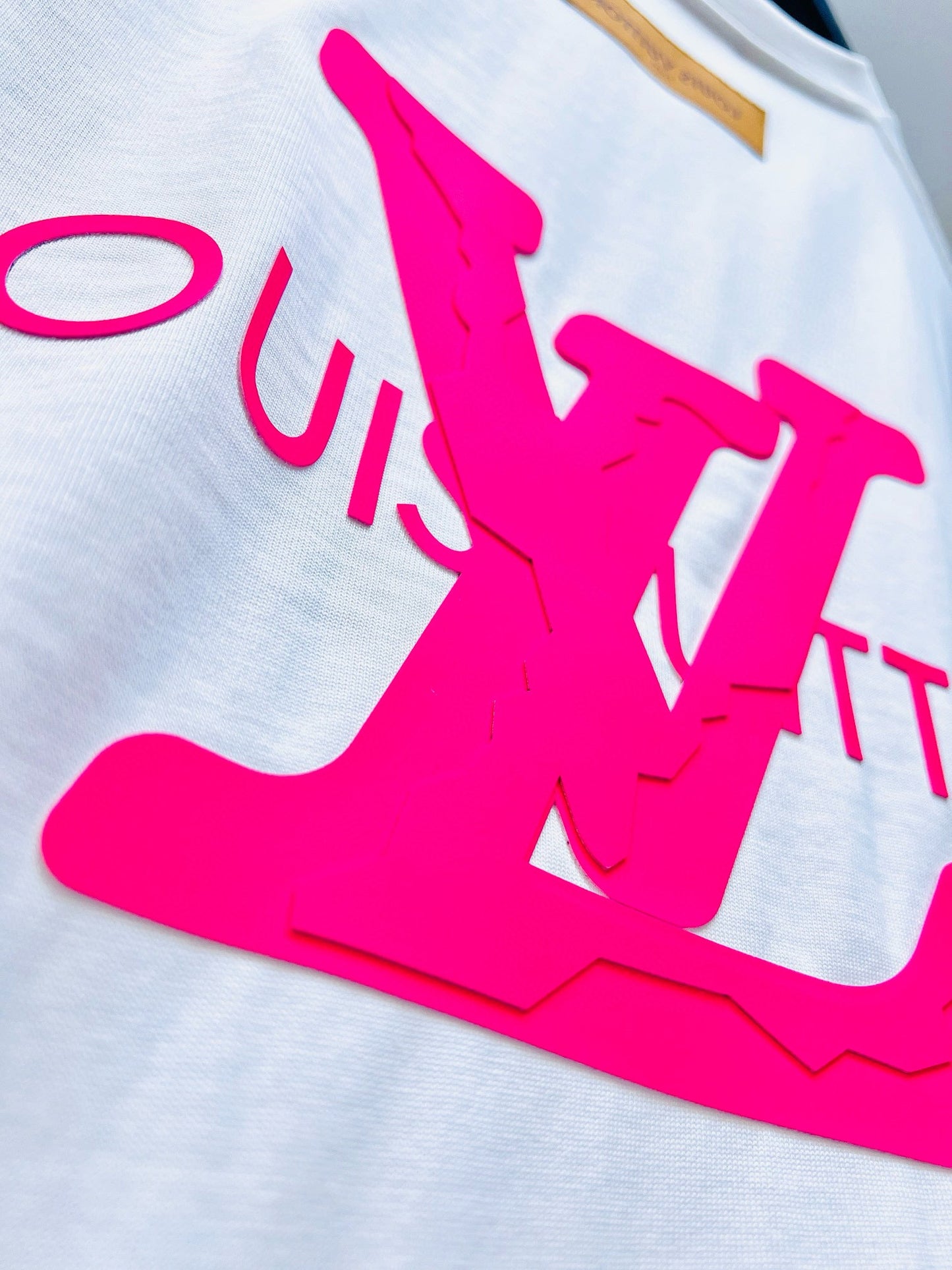 New classic embroidery t-shirt