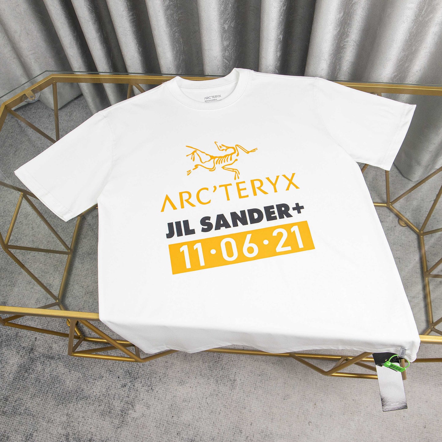 New classic print t-shirt